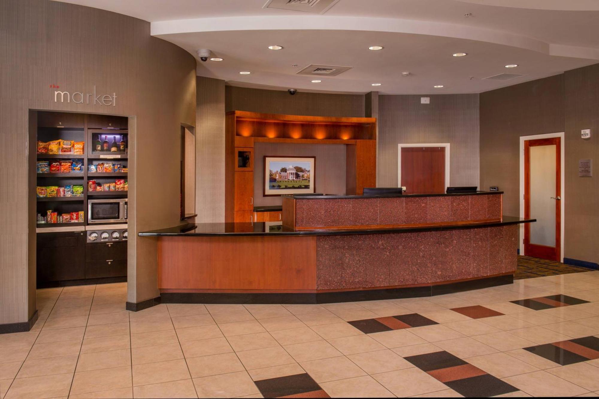 Courtyard By Marriott Newark-University Of Delaware Екстериор снимка