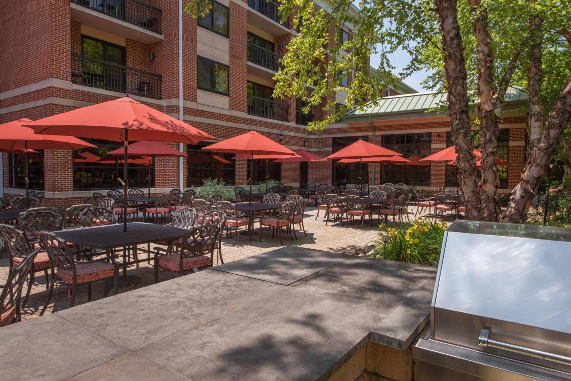 Courtyard By Marriott Newark-University Of Delaware Екстериор снимка