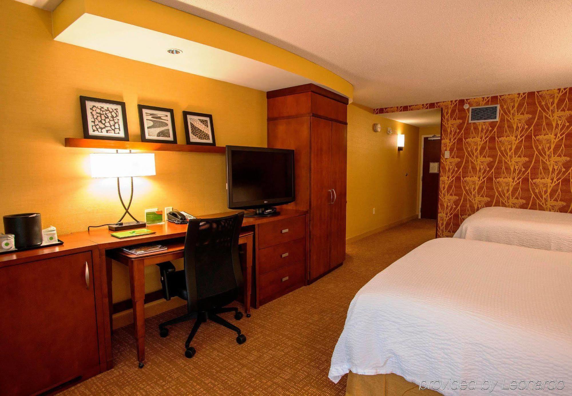 Courtyard By Marriott Newark-University Of Delaware Екстериор снимка